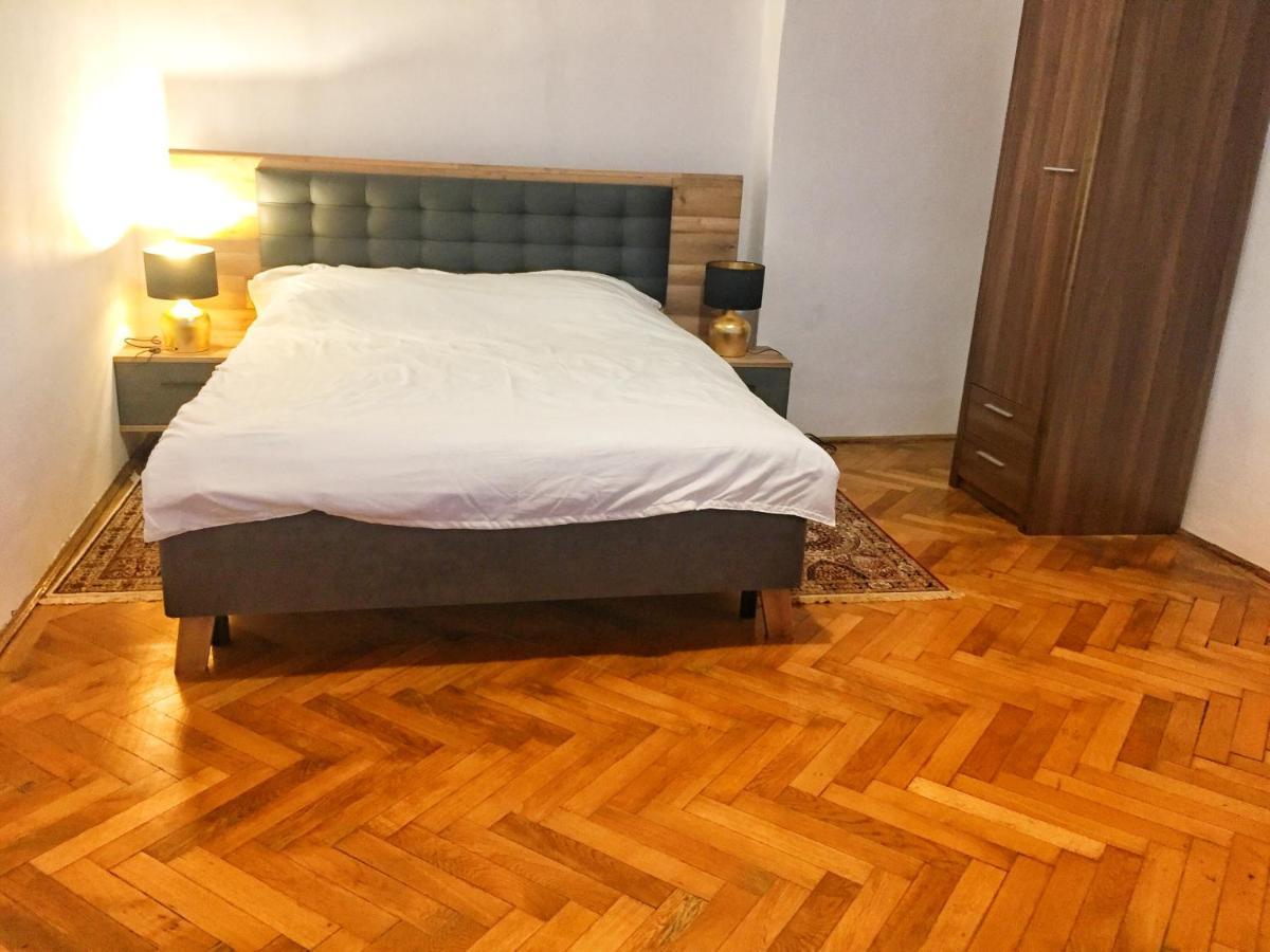 Piata Sfatului Residence Braşov Extérieur photo