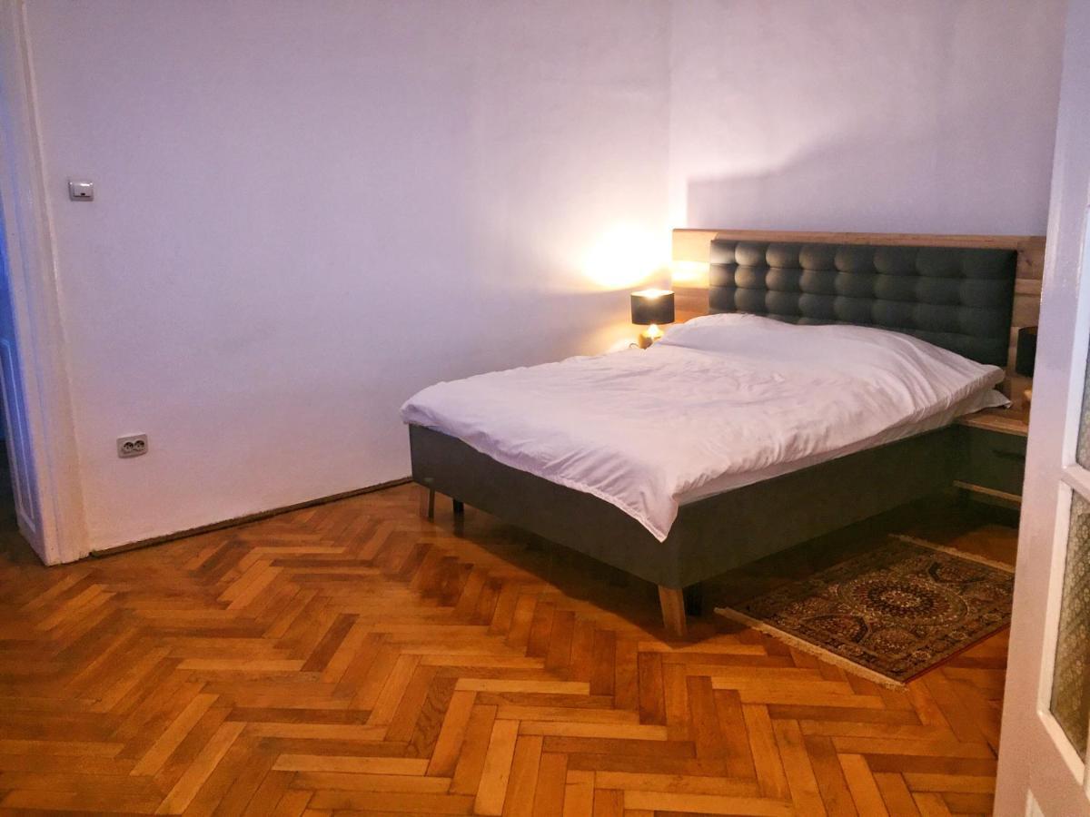 Piata Sfatului Residence Braşov Extérieur photo